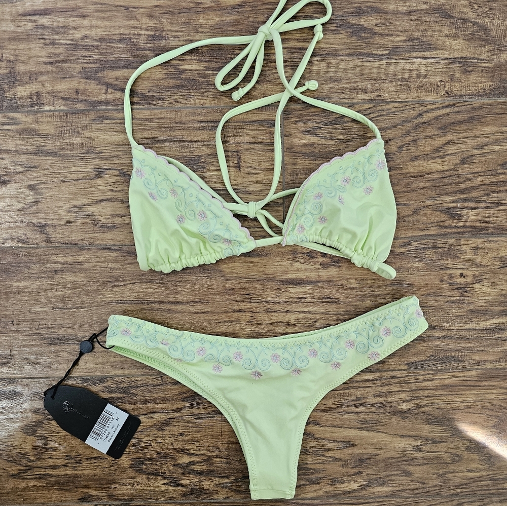 Frankies x sydney Sweeney bikini